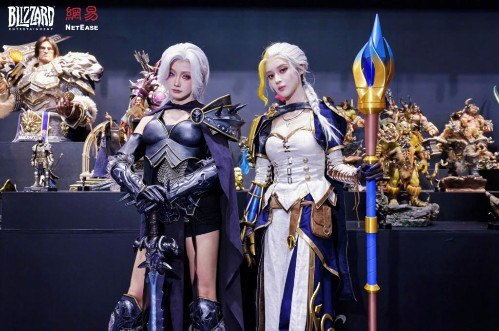 28.8万元送到家！暴雪在CJ现场展示2米高巫妖王雕像